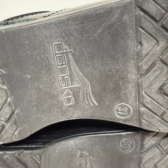 Dansko Professional Clogs Women's 37 Lightning Black Nursing Shoe - Picture 16 of 16